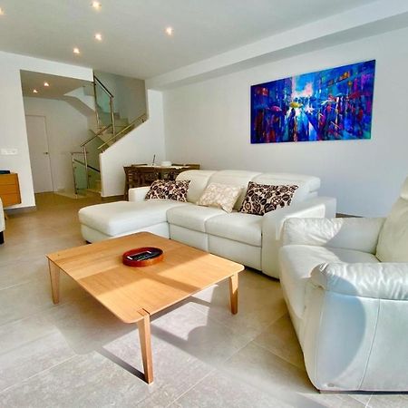 Los Amarguillos Chalet Con Piscina Privada En La Urb. De Puerto Rey מראה חיצוני תמונה
