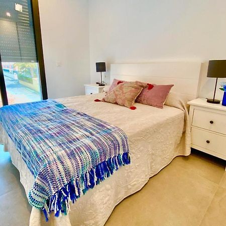 Los Amarguillos Chalet Con Piscina Privada En La Urb. De Puerto Rey מראה חיצוני תמונה